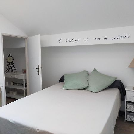 T2 De Standing Pres Du Port, Avec Terrasse Et Clim Apartamento La Ciotat Exterior foto
